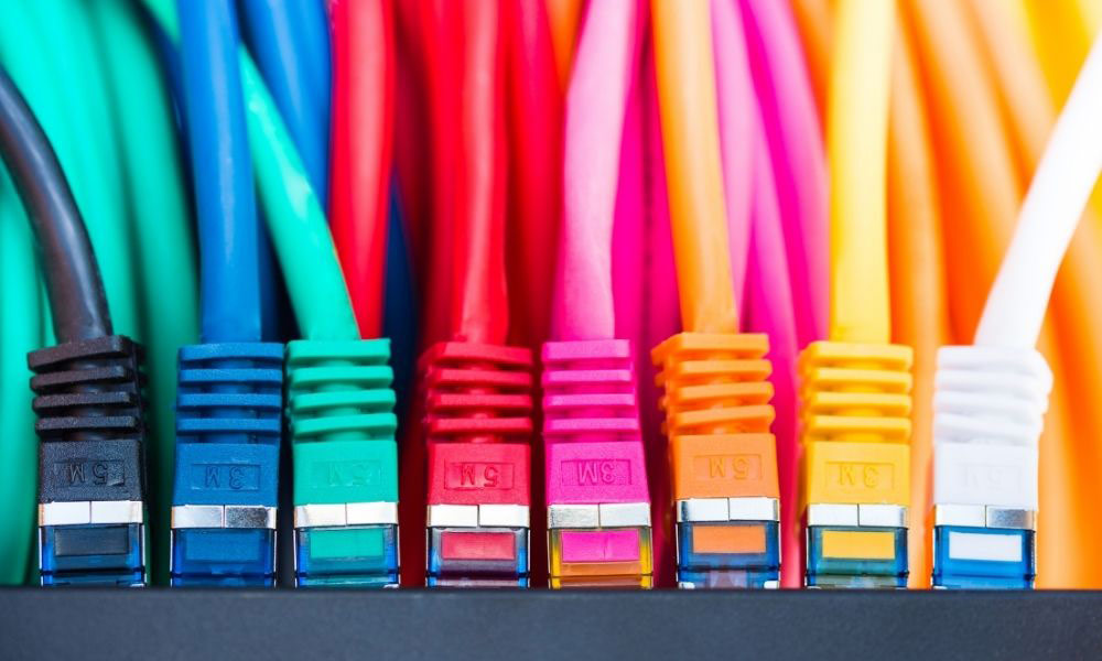 پچ کورد شبکه چیست و چه تفاوتی با کابل شبکه دارد؟ - شبکه ساز